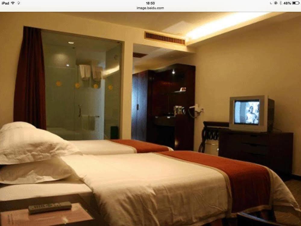 Phoenix Grand Hotel Fenghuang Exterior photo