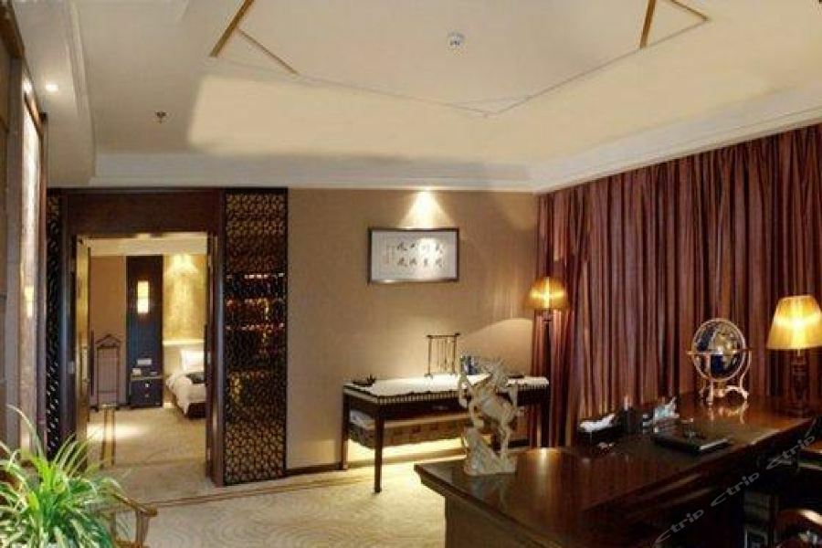 Phoenix Grand Hotel Fenghuang Exterior photo